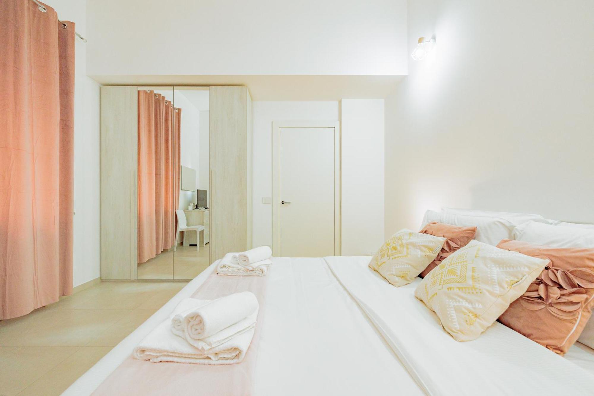 La Casa Di Alessia Nel Centro Di Como - Alessiatravelling Extérieur photo